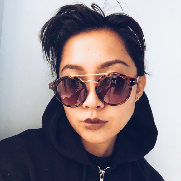 Vintage Leopard Sunglasses - Picture 3 of 5